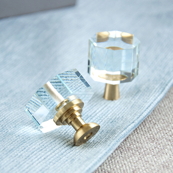 Drška za ormar i ormarić za cipele — mesing, elektroplatiranje; model 004; namjena: garderoba; stil: moderni minimalizam, lagani luksuz; ručka s jednim otvorom