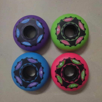 Gyerekeknek szóló görkorcsolya - PVC felsőrész, egy sor kerék, rugalmas PU anyag, 85A keménység