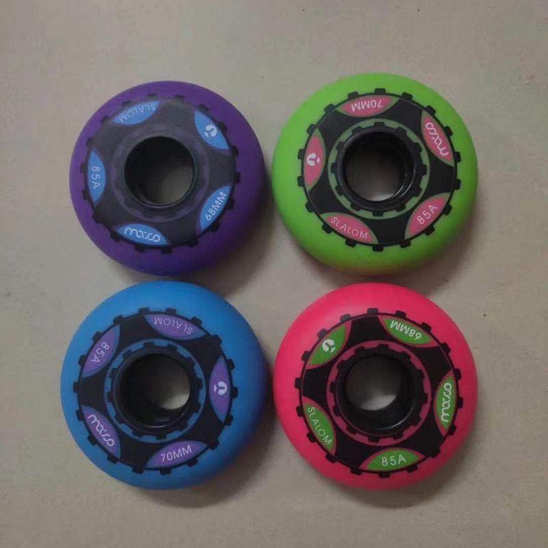 Gyerekeknek szóló görkorcsolya - PVC felsőrész, egy sor kerék, rugalmas PU anyag, 85A keménység