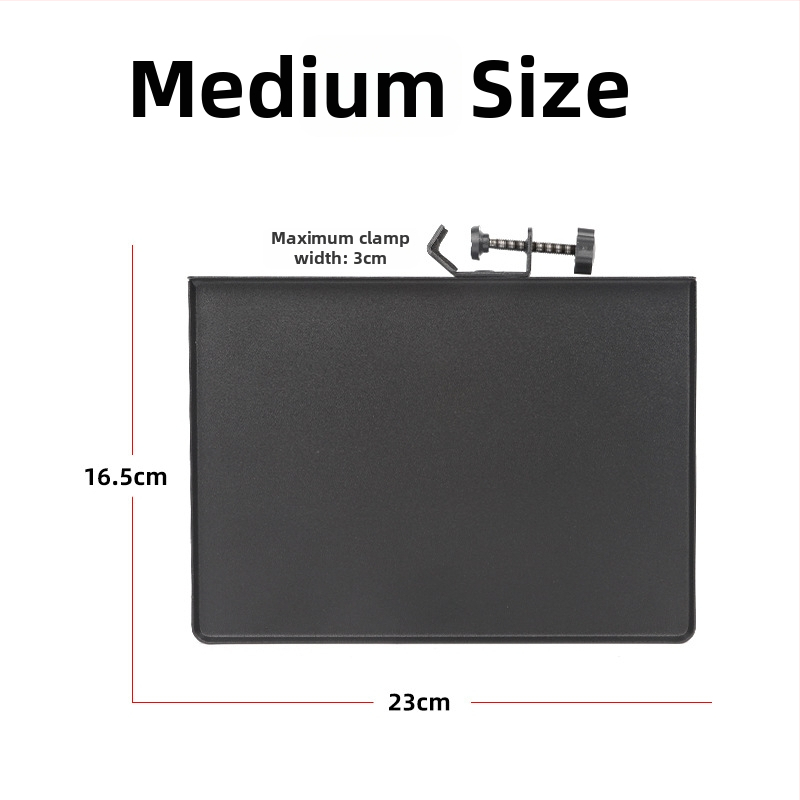 Kovový stojan na mikrofón s zásobníkom na zvukovú kartu, model Sound Card Tray, od HZM&C, pre live vysielanie