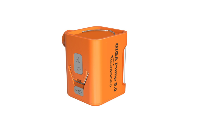 Vanjska mini električna pumpa za zrak s LED svjetlom, prijenosna, dvostruka namjena: punjenje i nadimanje, s više mlaznica
