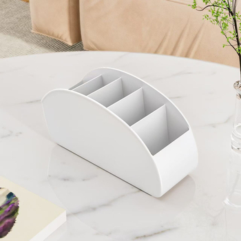 Stolni organizator za kozmetiku i olovke s pet odjeljaka, plastični materijal, moderan minimalistički dizajn