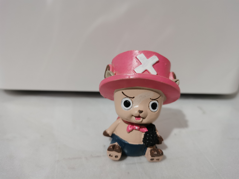 One Piece mini decor pentru birou – figură de desen animat din rășină sintetică, ambalaj obișnuit, decor în stil japonez