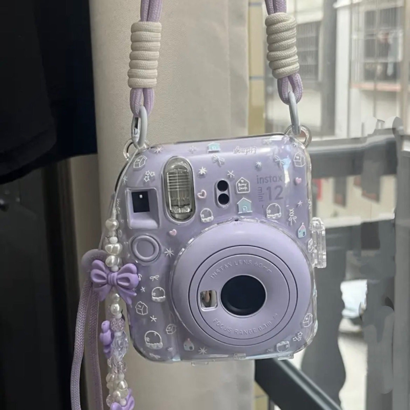 Instax Mini 12 prozirno tvrdi kućište s kristalnom škrupom i zaštitnim lancem