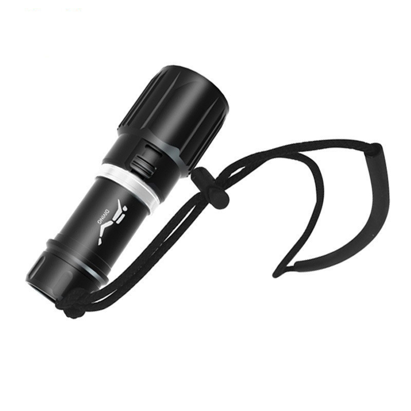 Búvár lámpa alumíniumötvözet testtel, nagy fényerő, hosszú üzemidő, mágneses kapcsoló, víz- és szárazföldi használat.