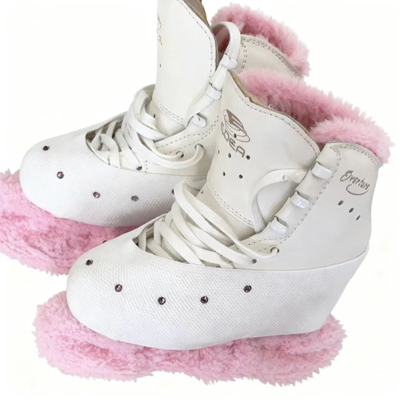 Zaštita oštrice za klizaljke s dizajnom lišća javora — podrijetlo Guangdong; namjena: zaštita; nije namijenjeno djeci