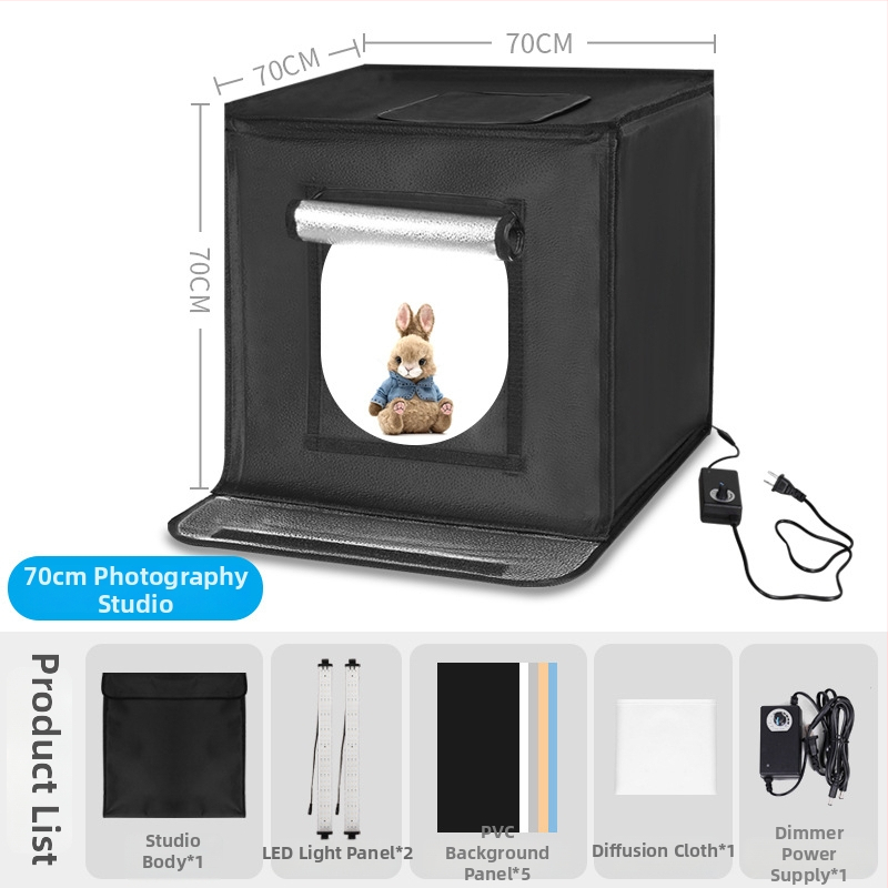 Malé štúdio fotografie s skladacím LED svetelným boxom, kovovým rámom a reflexnou tkaninou, obrazovka 80×80 cm, 5600K, 100–240V.