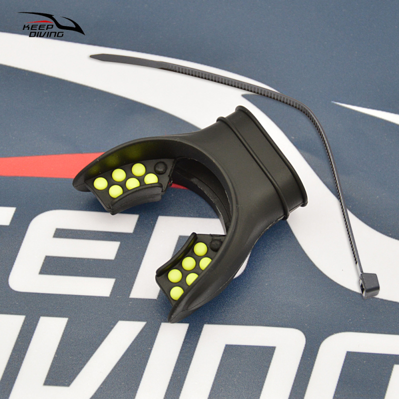 KEEP DIVING Univerzális szájrész a második fokozatú szabályozóhoz – folyékony szilikonból, merüléshez és snorkelhez