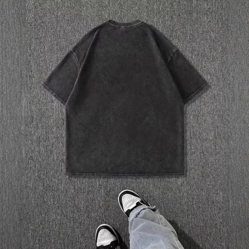 Nyomtatott pamut póló, rövid ujjú, kerek nyakú, laza szabású, középméretű hossz 65–80 cm