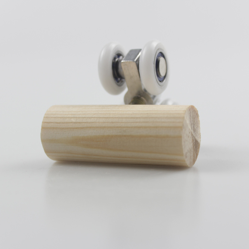 Igračka za papagaja – rolne cipele za ptice, Materijal: Pine metal, Marka: Huayi, Namijenjeno pticama