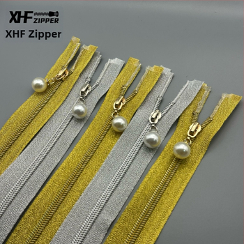 Nylonový zips s elektroplatovým povrchom, prívesok so vzorom perál, otvorenie a zatváranie; Značka Baiheng Zipper Factory
