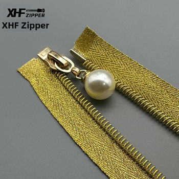 Nylonový zips s elektroplatovým povrchom, prívesok so vzorom perál, otvorenie a zatváranie; Značka Baiheng Zipper Factory