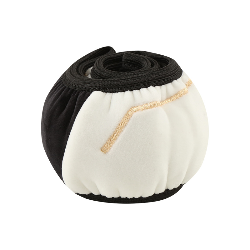 Navlaka za volan od umjetnog pliša, zimska upotreba, universalna kompatibilnost, sladak stil