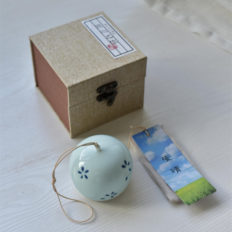 Pandantiv lucrat manual, clopot de vânt, stil japonez, simplitate modernă; Material: Alt; Brand: Unique; Categoria: Pandantiv