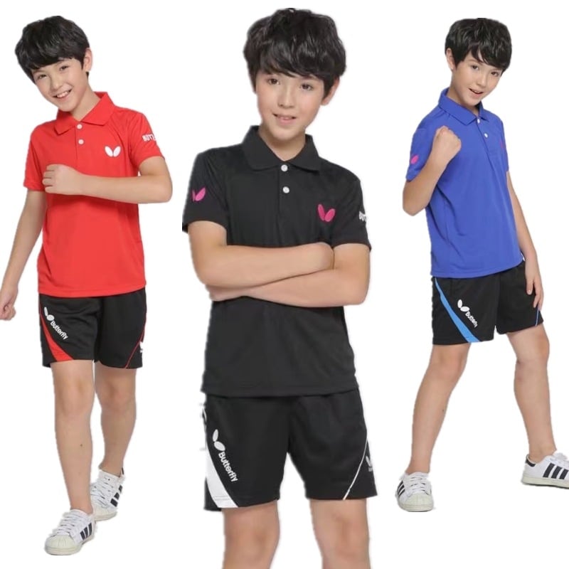 Комплект за тенис на маса за момичета – бързосъхнещ топ с къс ръкав и къси панталони, 100% полиестер; подходящ за всички сезони.