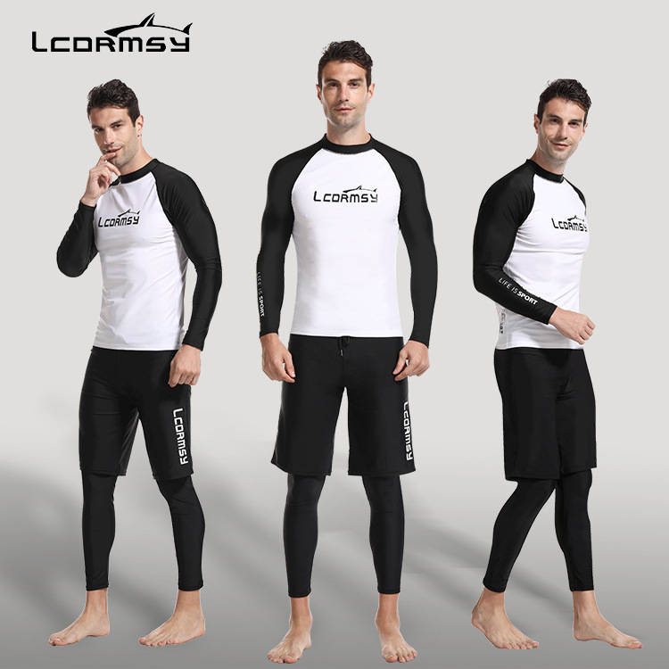 Hosszú ujjú búvárúszóruha napvédő és gyorsan száradó anyaggal (80% nylon, 20% spandex) férfiaknak