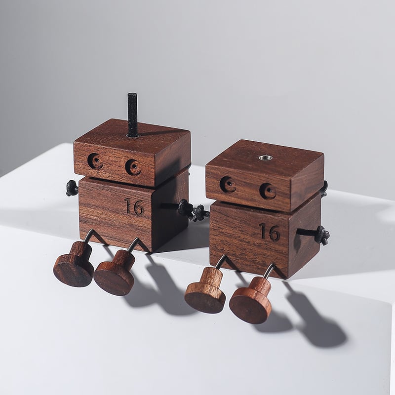 Automobilski miris s drvenim čovjekom koji trese noge, klips za otvor zraka, miris Mineral Wood i Osmanthus, zapremina 10–20 ml, isparavanje više od 90 dana