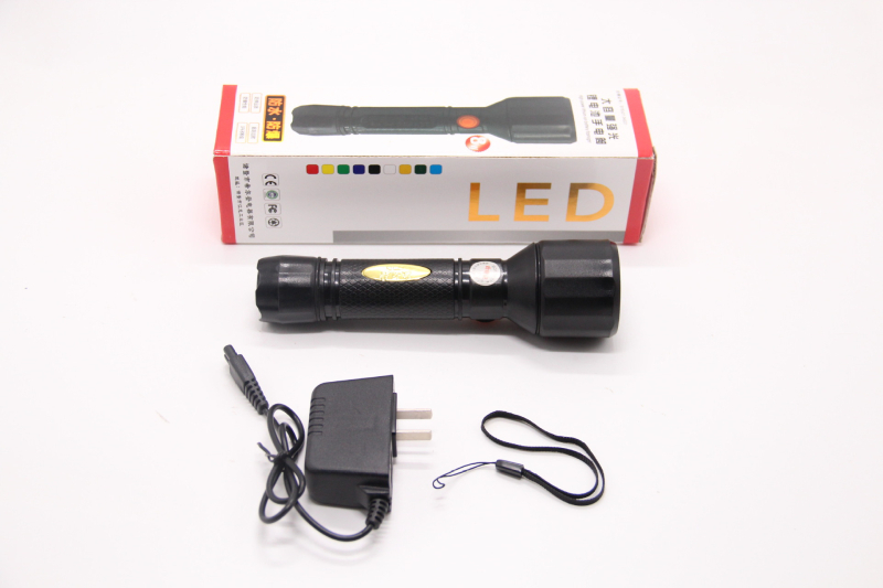 LED svjetiljka, vodootporna i otporna na eksplozije, 2600mAh, domet do 500 m, ABS kućište