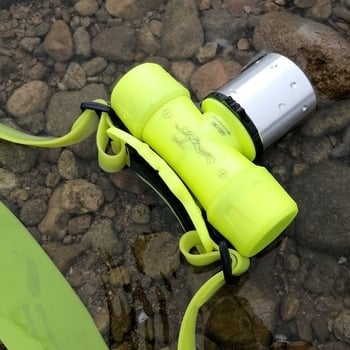 Potápačská čelovka – vodotesná, dobíjateľná, ultra jasný podvodný svetelný zdroj pre hlboké potápanie