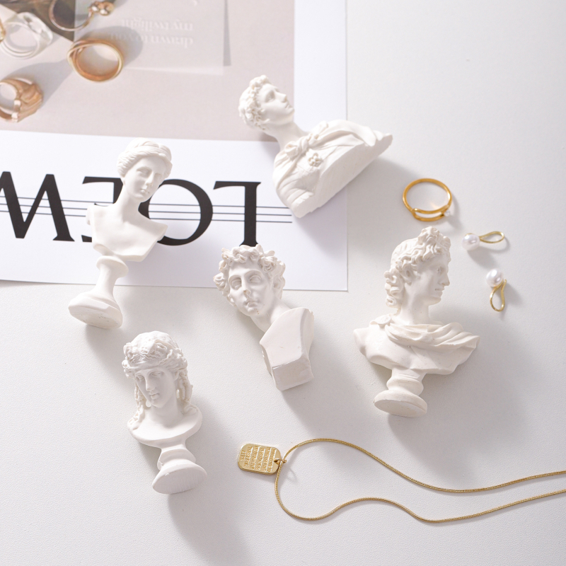 Smola портретna statua za izlaganje nakita, mini skulptura za fotografiranje proizvoda (materijal: smola; izvor: Spot; tip: pozadinski platno)