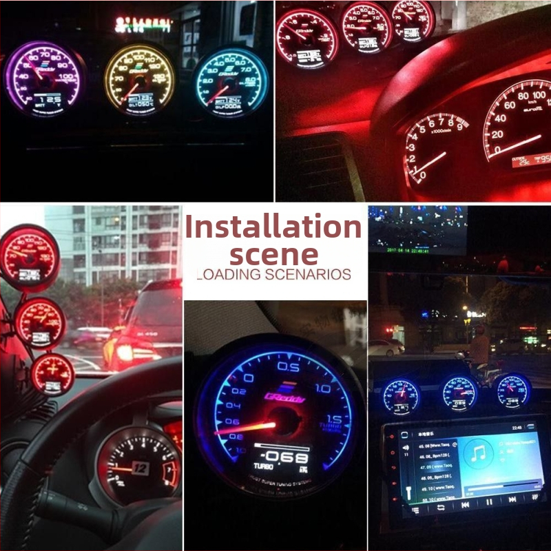 Pretekársky tachometer s tromi meracími panelmi: teplota vody, otáčky (RPM), tlak oleja a tlak turbíny, digitálny displej