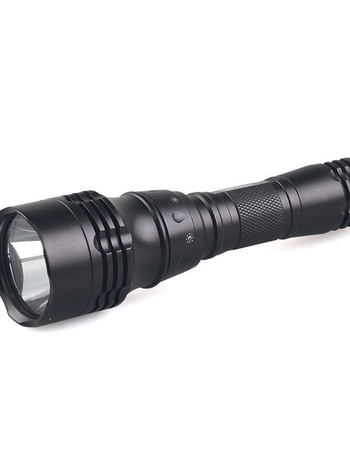 LED potápačské svetlo, dobíjateľné, hliníkové telo, dlhá výdrž batérie