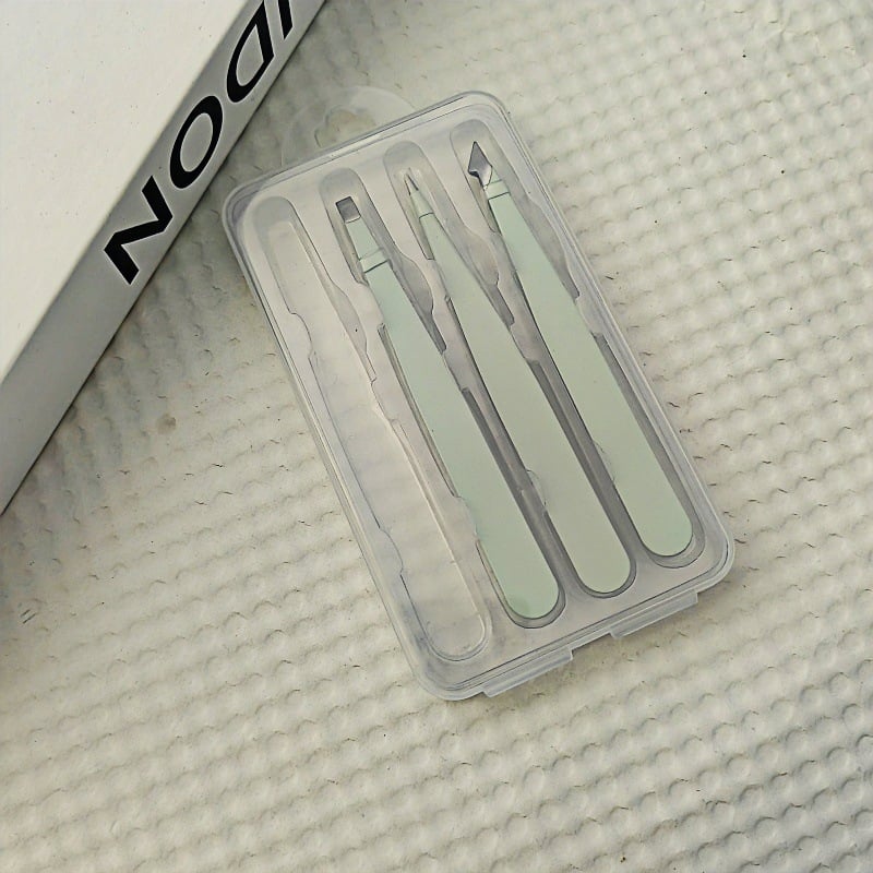 Комплект щипки за вежди и пинсета от неръждаема стомана — произход: Yangjiang; марка: Other; внос: Не