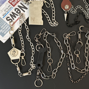 Lančana ogrlica za hlače i privjesak za torbu, miješani metal, polu-rukom rad, personalizirani trend dizajn, uzorci: križ, kruna, rimski brojevi — Zima 2025