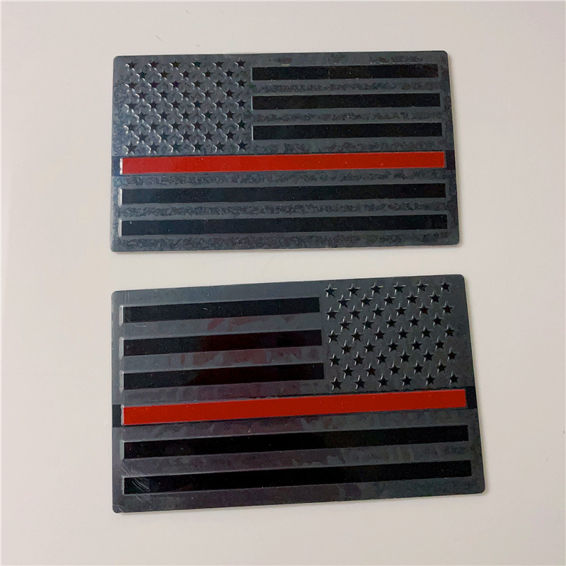 Алуминиева сплав автомобилен страничен стикер – двойка американски флагове, самозалепващ монтаж