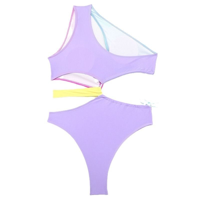 Дамски еднопарчен бански костюм, без гръб, халтер на врата, стегнат силует, панелен дизайн, с метална опора, подплата нейлон с 20% еластан