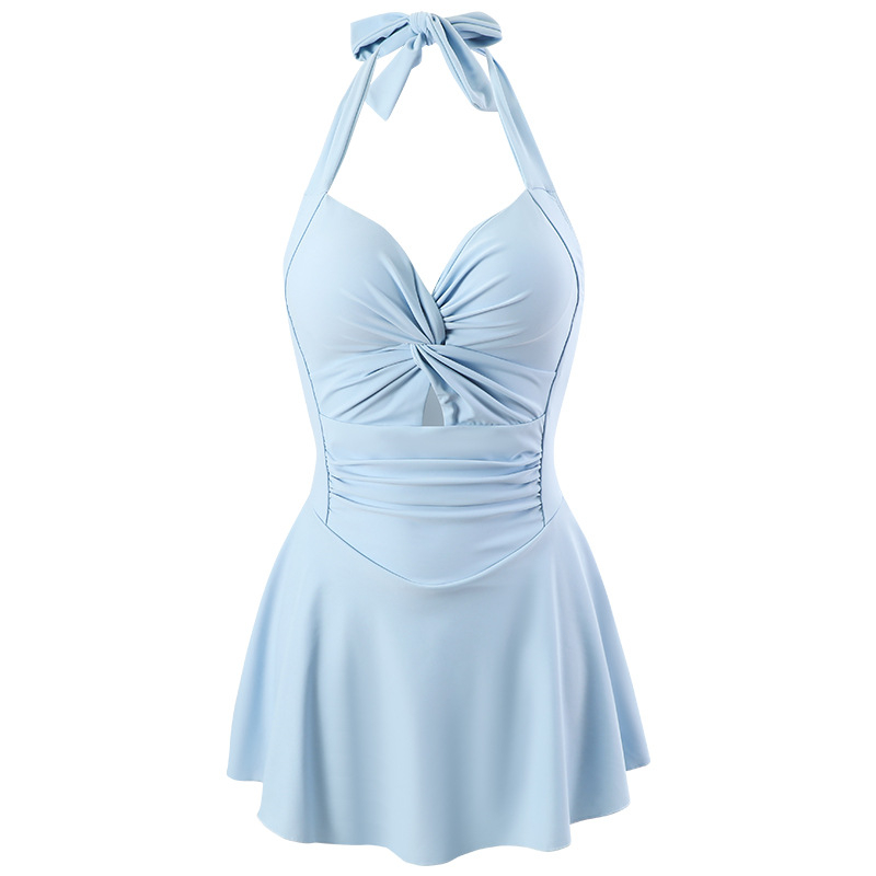 Едночастен бански костюм - без гръб, подплатени чашки, тесен силует, без ръкави, 85% полиестер