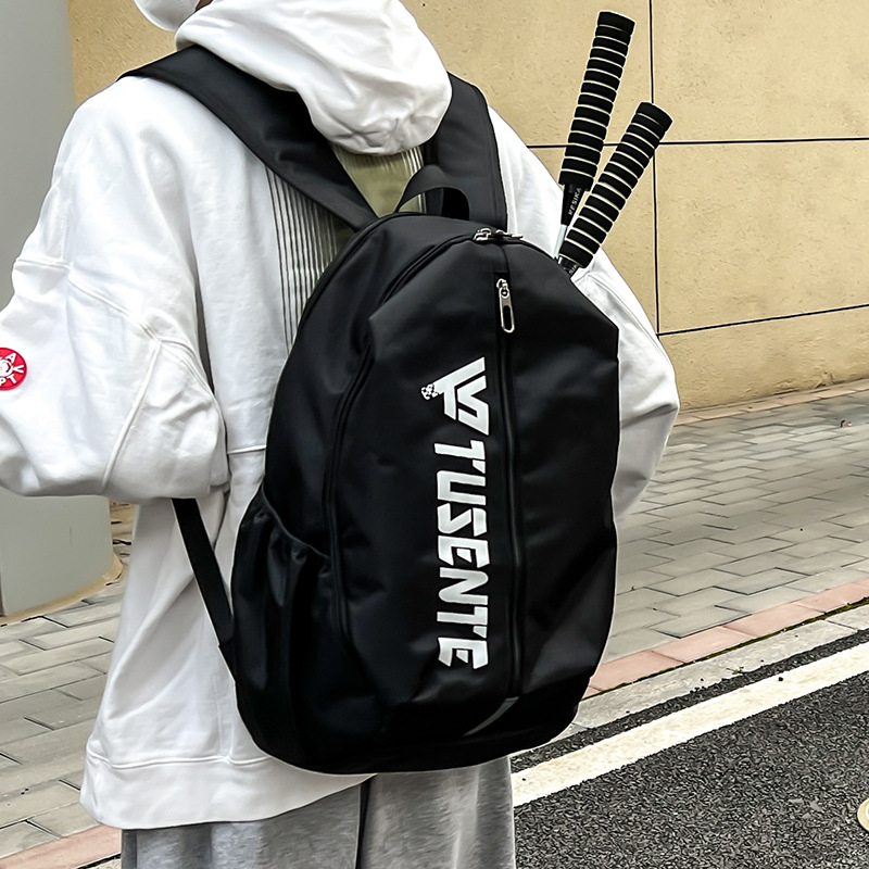 Ruksak za badminton i tenis – materijal Oxford platno; tkanina Nylon; brend Tusent; za odrasle.