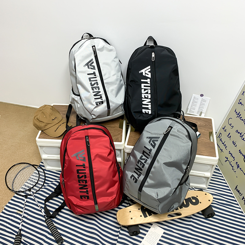 Ruksak za badminton i tenis – materijal Oxford platno; tkanina Nylon; brend Tusent; za odrasle.