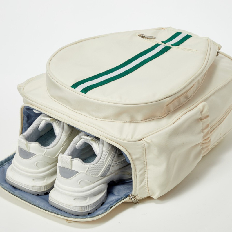 Uniszex sporttáska, 20–35 literes kapacitás, 15 hüvelykes laptophoz, poliészter anyag, rácsos minta