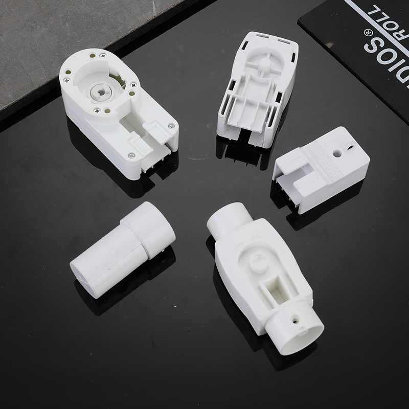 Elektromos függöny sín kiegészítők – függő kerék, műanyag kivitel, fém-plasztik alkatrészek, kompatibilis a függesztési típusú függönyökkel, modern minimalista stílus