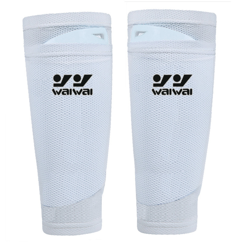 Strong Футболен протектор за долен крак – двойнослойна дишаща EVA вложка, лека PP конструкция