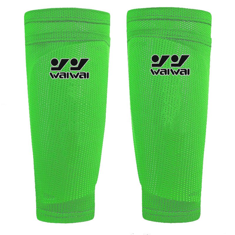 Strong Футболен протектор за долен крак – двойнослойна дишаща EVA вложка, лека PP конструкция