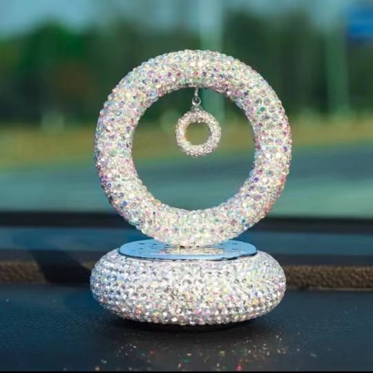 Suport auto pentru parfum cu cristale, stil desen animat, formă inimă dublă pentru consola centrală