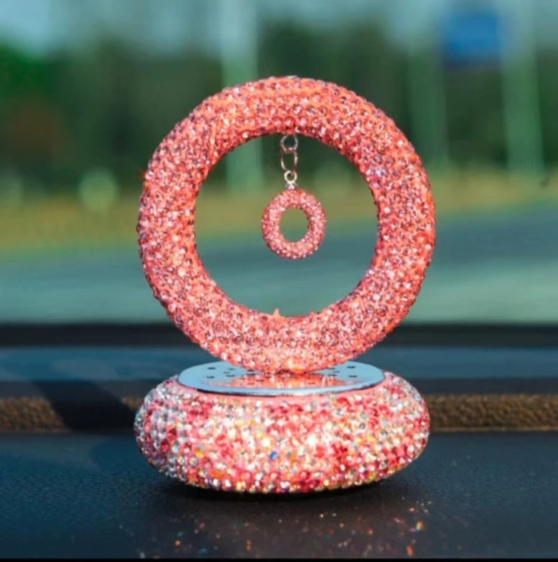 Suport auto pentru parfum cu cristale, stil desen animat, formă inimă dublă pentru consola centrală