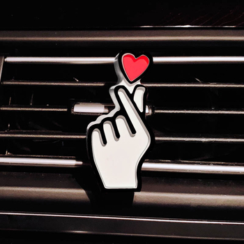 Autóillatosító szellőzőklip – szélcsengő illat, szív alakú gipsz aromatartó, 30 g