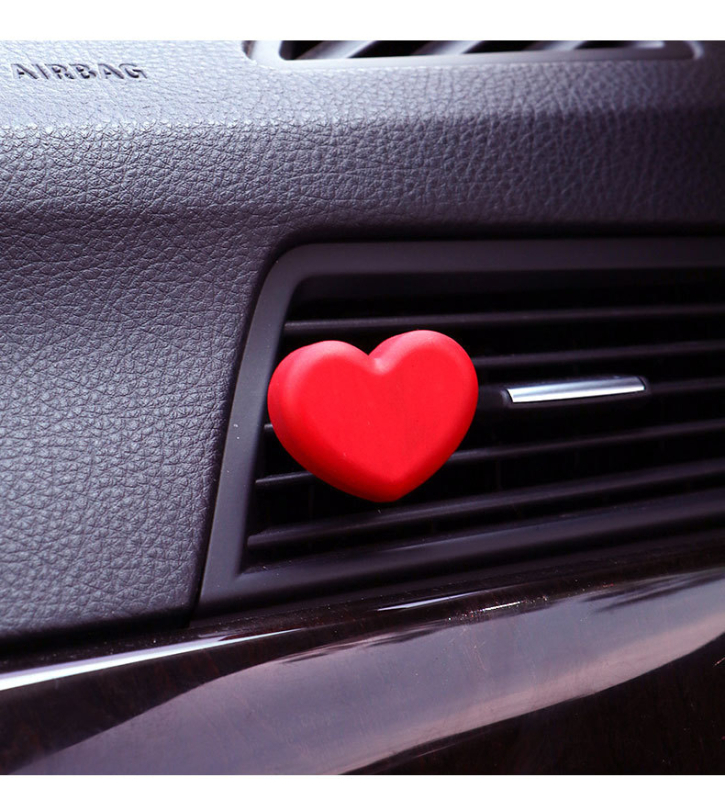 Autóillatosító szellőzőklip – szélcsengő illat, szív alakú gipsz aromatartó, 30 g