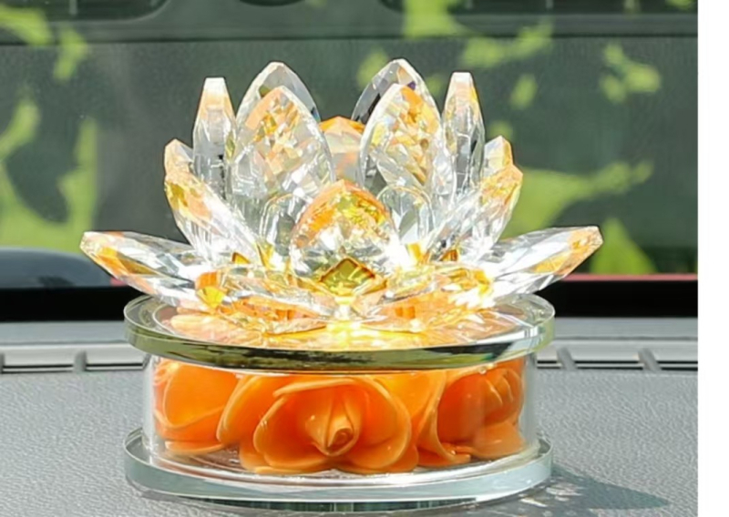 Δοχείο αρωματισμού αυτοκινήτου με βάση από κρύσταλλο λωτού, κρυστάλλινη χειροτεχνία, διακοσμητικό αρωματοθεραπείας — Μάρκα: Hanguan; Ιδιωτικό εμπορικό σήμα: Όχι