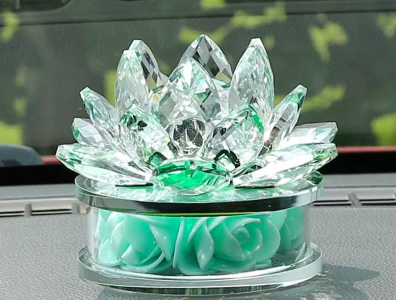 Δοχείο αρωματισμού αυτοκινήτου με βάση από κρύσταλλο λωτού, κρυστάλλινη χειροτεχνία, διακοσμητικό αρωματοθεραπείας — Μάρκα: Hanguan; Ιδιωτικό εμπορικό σήμα: Όχι