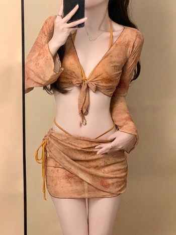 Set bikini din patru piese cu tricou de plajă, poliester-spandex, sutien cu burete, protecție solară