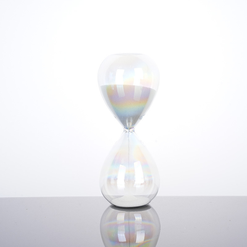 Sat s pijeskom – Ručno oblikovano borosilikatno staklo, moderni minimalistički stil, dekorativni visi komad, idealan osobni dar