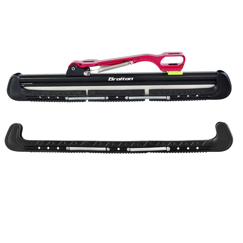 PVC védőburkolat gyorskorcsolyákhoz; állítható méret; felnőtteknek; kategória: korcsolyázó cipő