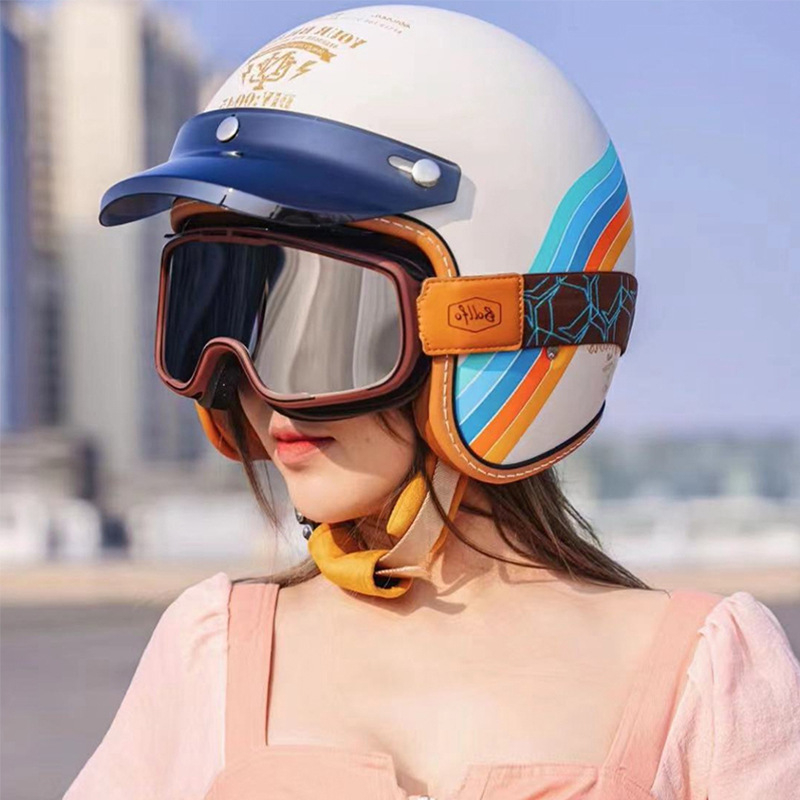 Retro motorkerékpár fél sisak háromgombos karimával, PC héj, vizor eső és nap elleni védelem, univerzális illeszkedés