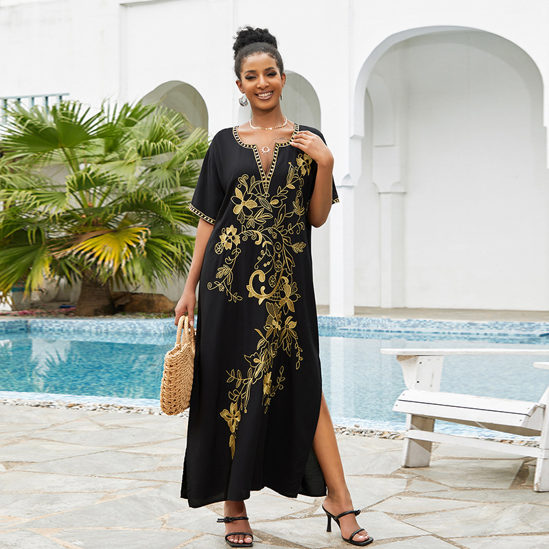 Rochie de plajă brodată din viscoză cu acoperire în stil robă; căptușeală din bumbac, 100% bumbac, greutate material: 240 g/m²