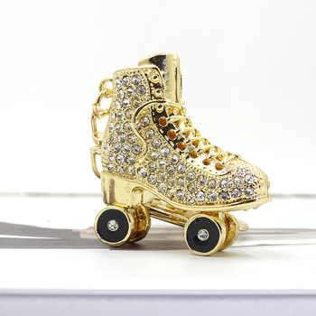XDPQQ Privjesak za ključeve u obliku skateboarda, 3D metalni spoj, dvostrane dijamantne ukrase, korejskog stila