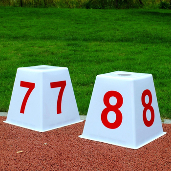 Kvadratni označivači staza za atletiku, brojevi 1–8